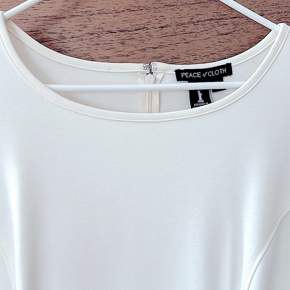 White Mini Dress with bell sleeves - like new! size 4 - Picture 7 of 9